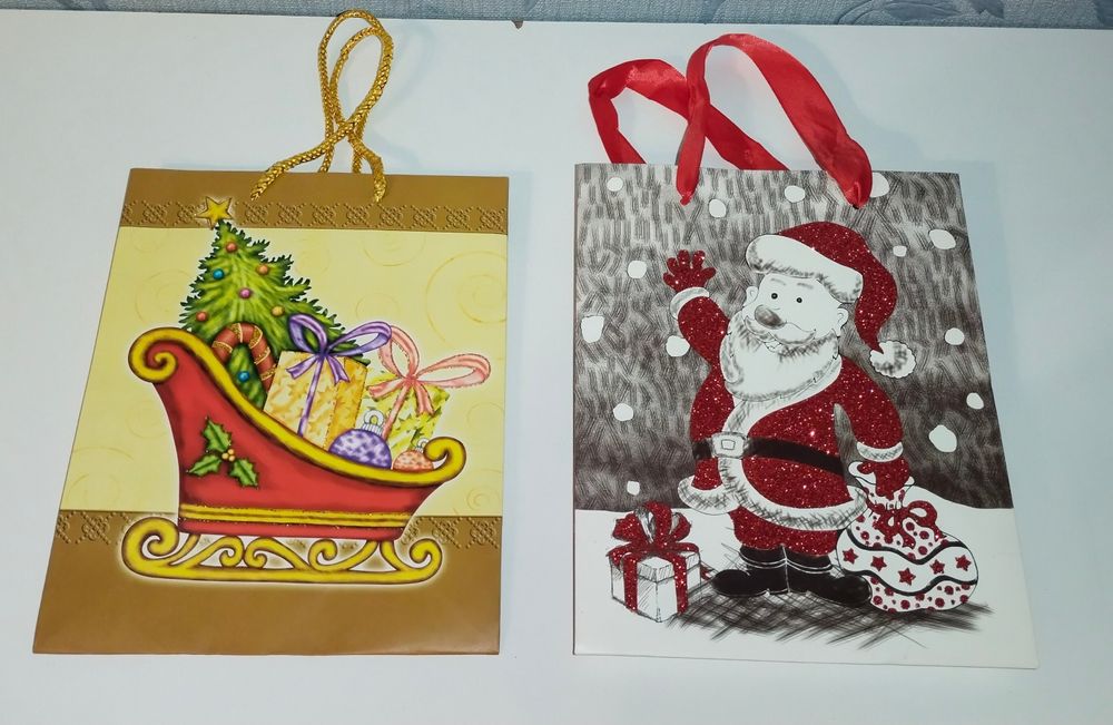 Пакет подарочный бумажный