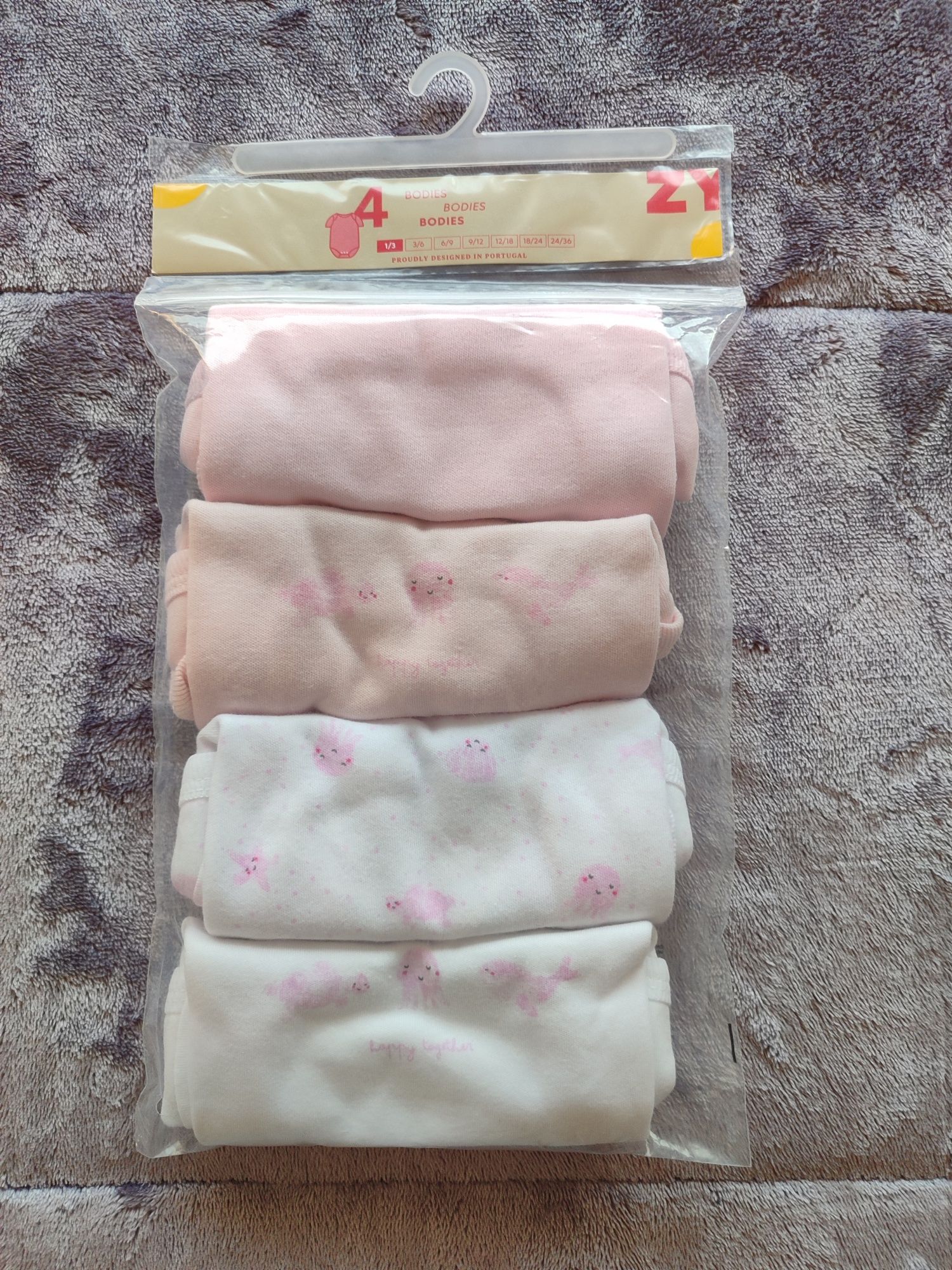 Conjunto 4 bodies Zippy