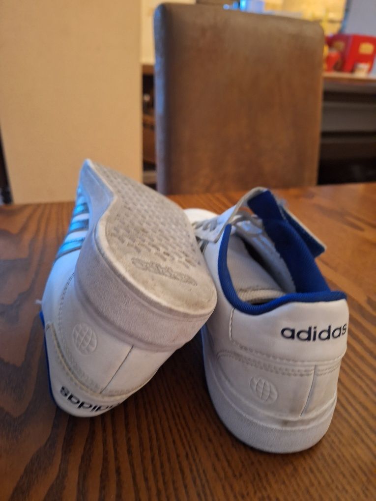 Adidas buty na rzepy  25 cm wkladka