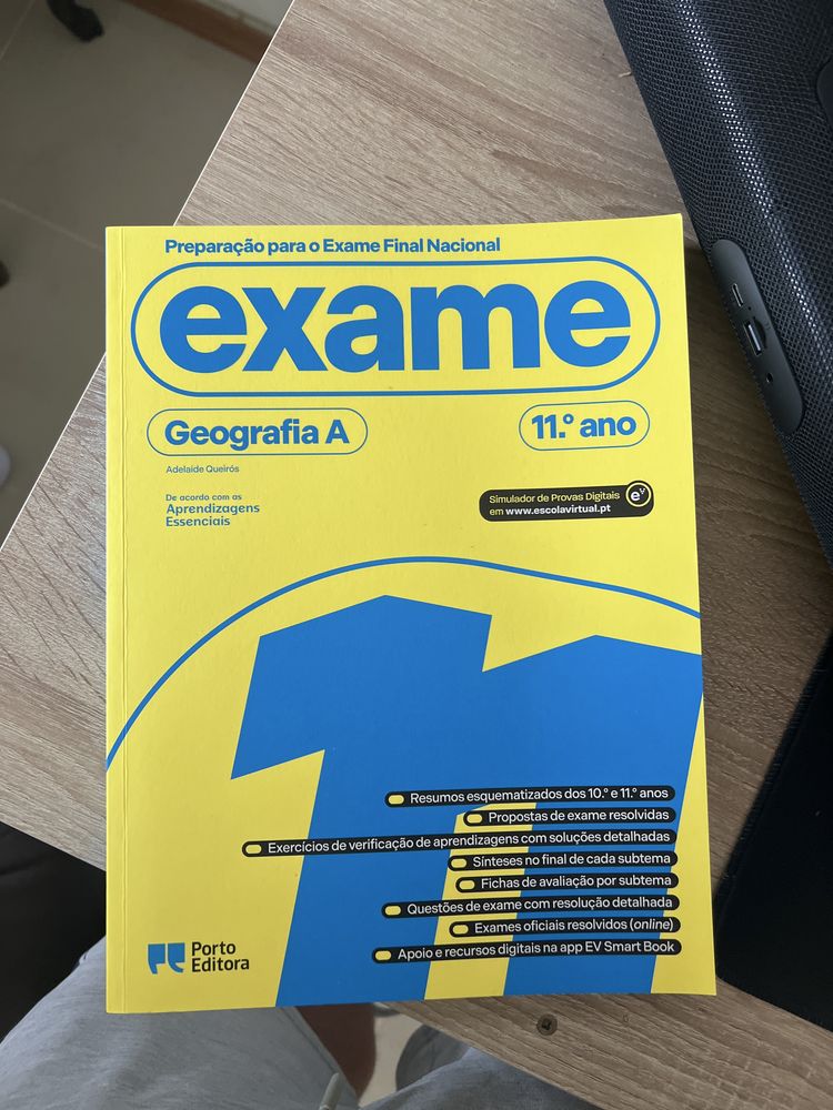 Livro de exame nacional de Geografia A