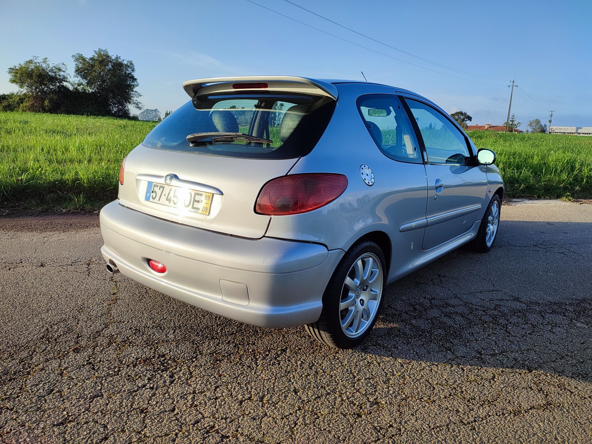 Peugeot 206 2.0 GT WRC n°2265 (1 de 35 em Portugal)