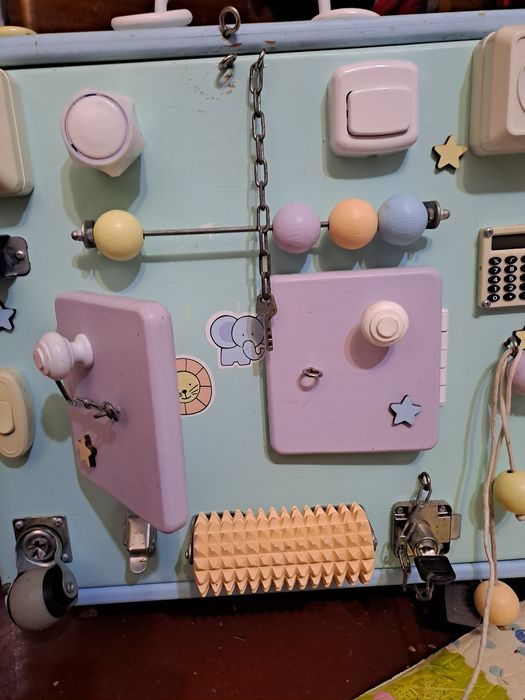 Базі куб , дитяча розвиваючи іграшка від busy kids