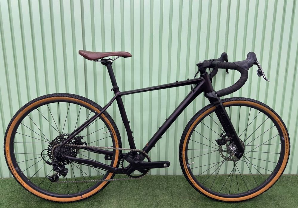 Мала рама XS Шикарний гравійний велосипед Rondo Ruut Shimano Apex 1x11