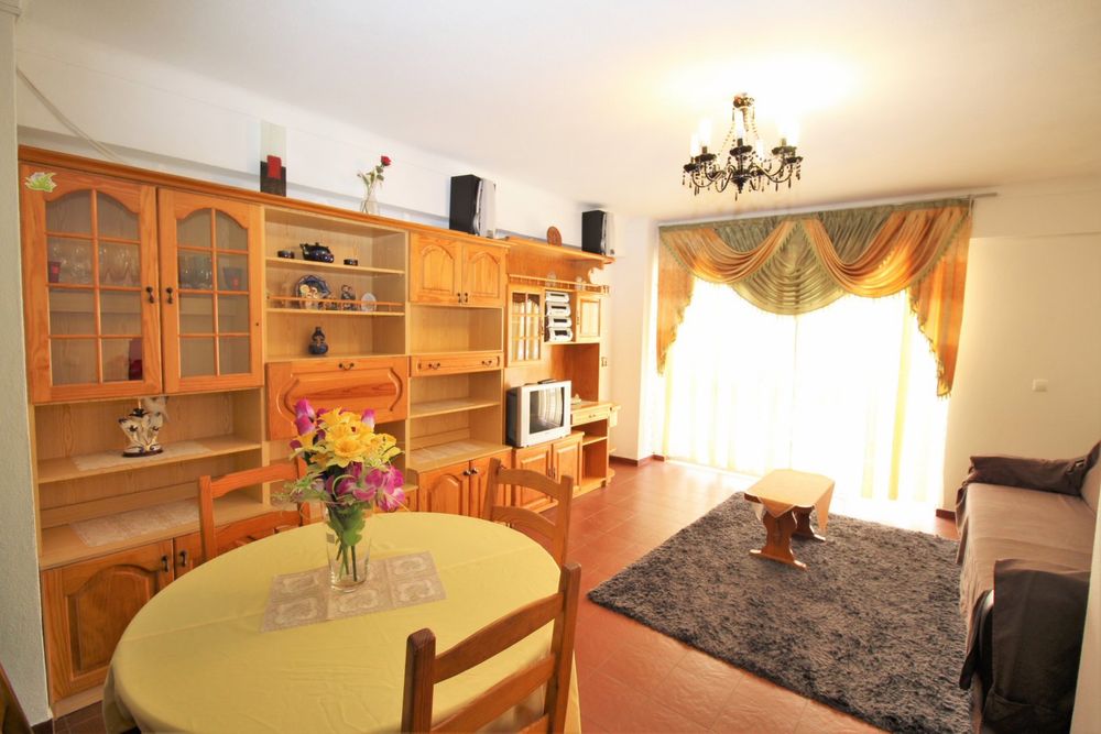 Apartamento t2 125m2 no centro de armação de pêra