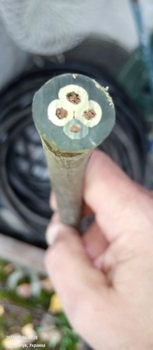 Кабель резиновый  б/у