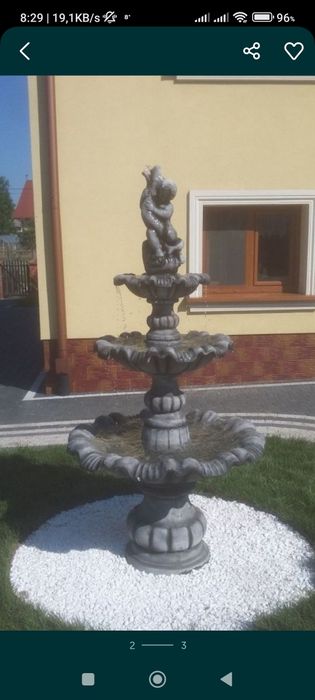 Fontanna ogrodowa z trzema misami gołąbki kolory producent wzory okazj