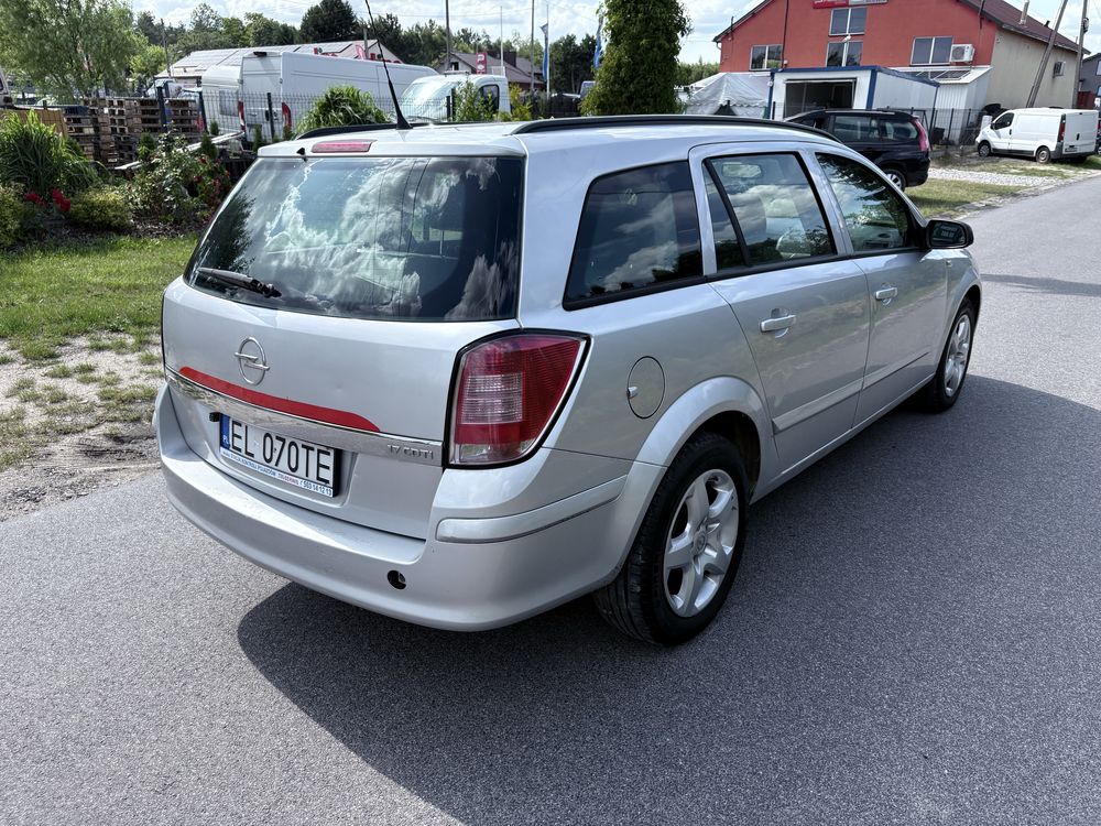 Opel Astra_2008r_Kombi_Nowe Oc i Przeglad