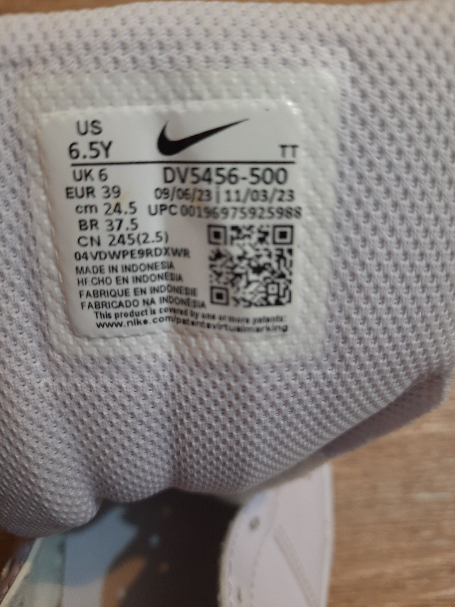 Женские кроссовки Nike Court Borough Low р.39 оригинал