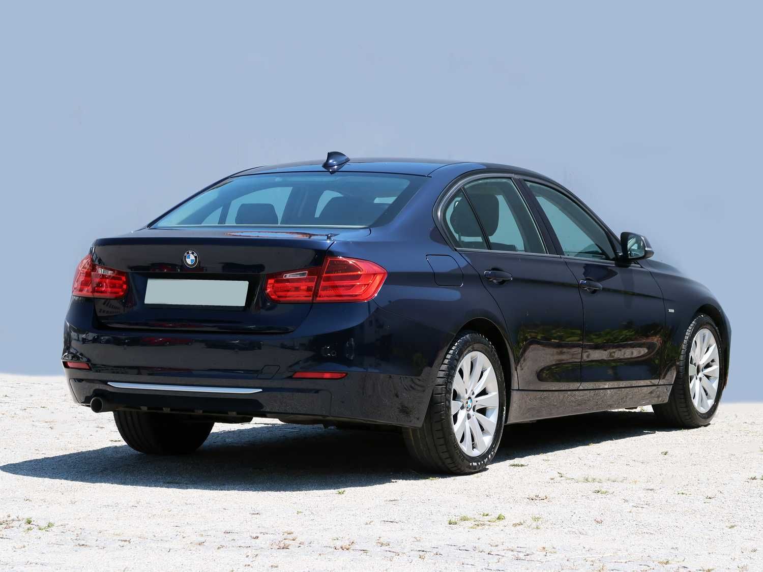 BMW 318d Line Modern, 1995cm3, 143cv, nacional, 2015