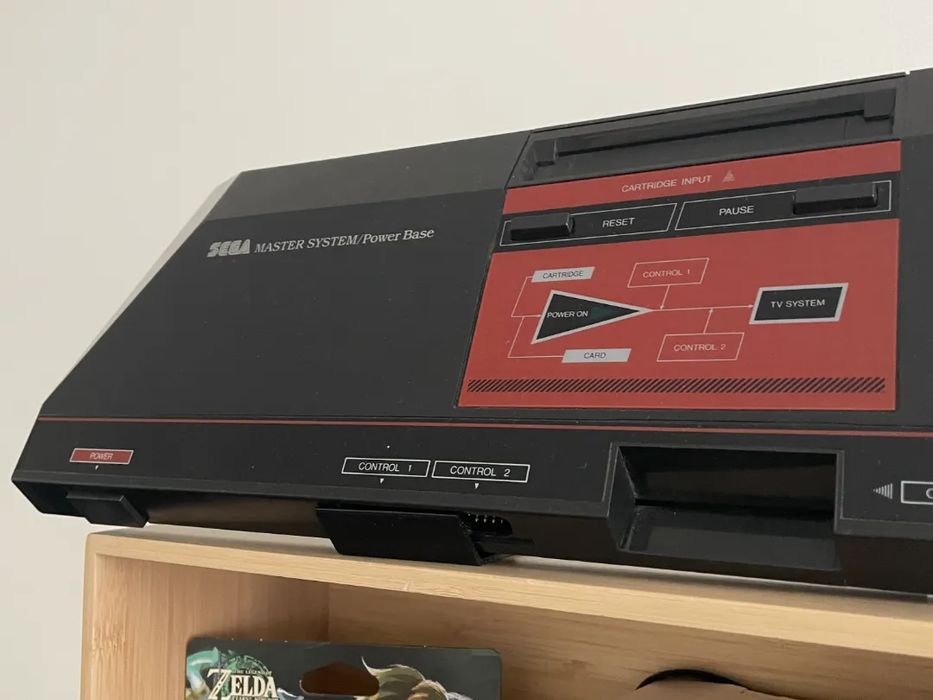 Suporte Elegante para Sega Master System