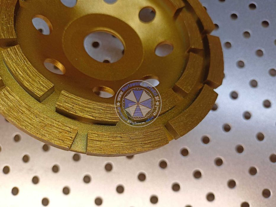 Diamentowa tarcza garnkowa do szlifowania betonu 125mm segmentowa 1031