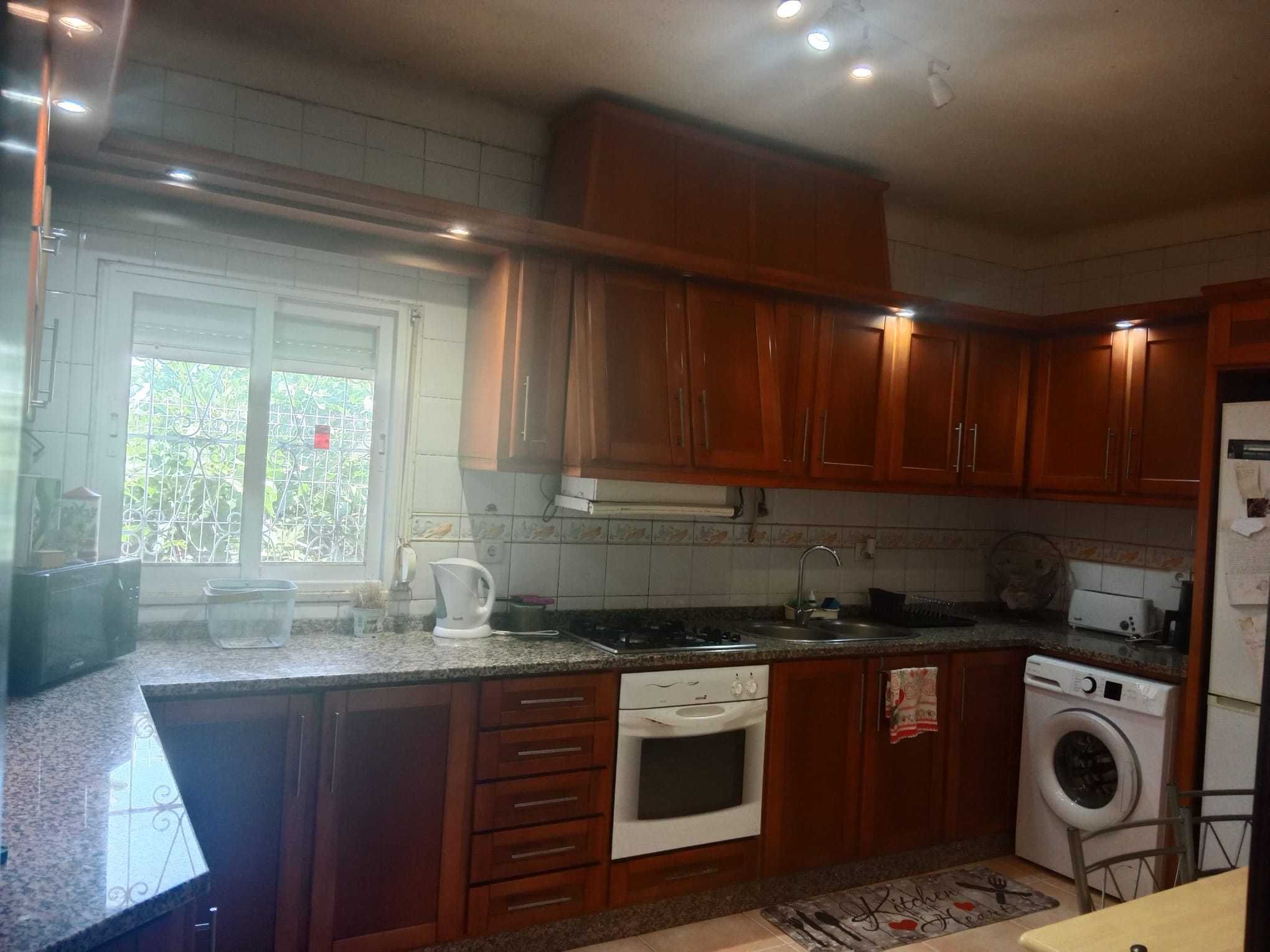 Linda Casa à Venda - Pronta para Morar e se Apaixonar!