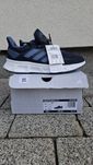 Męskie buty Adidas Showtheway 2.0 model GY4702 do biegania i innych