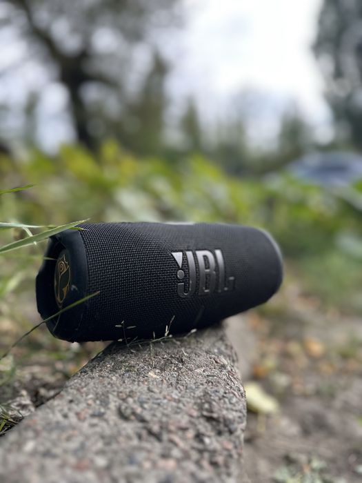 JBL Charge 5 black Limited Tommorowland edition