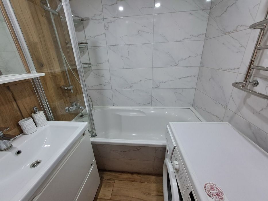 3-кімнатна квартира біля МОРЯ ! Капітальний стан