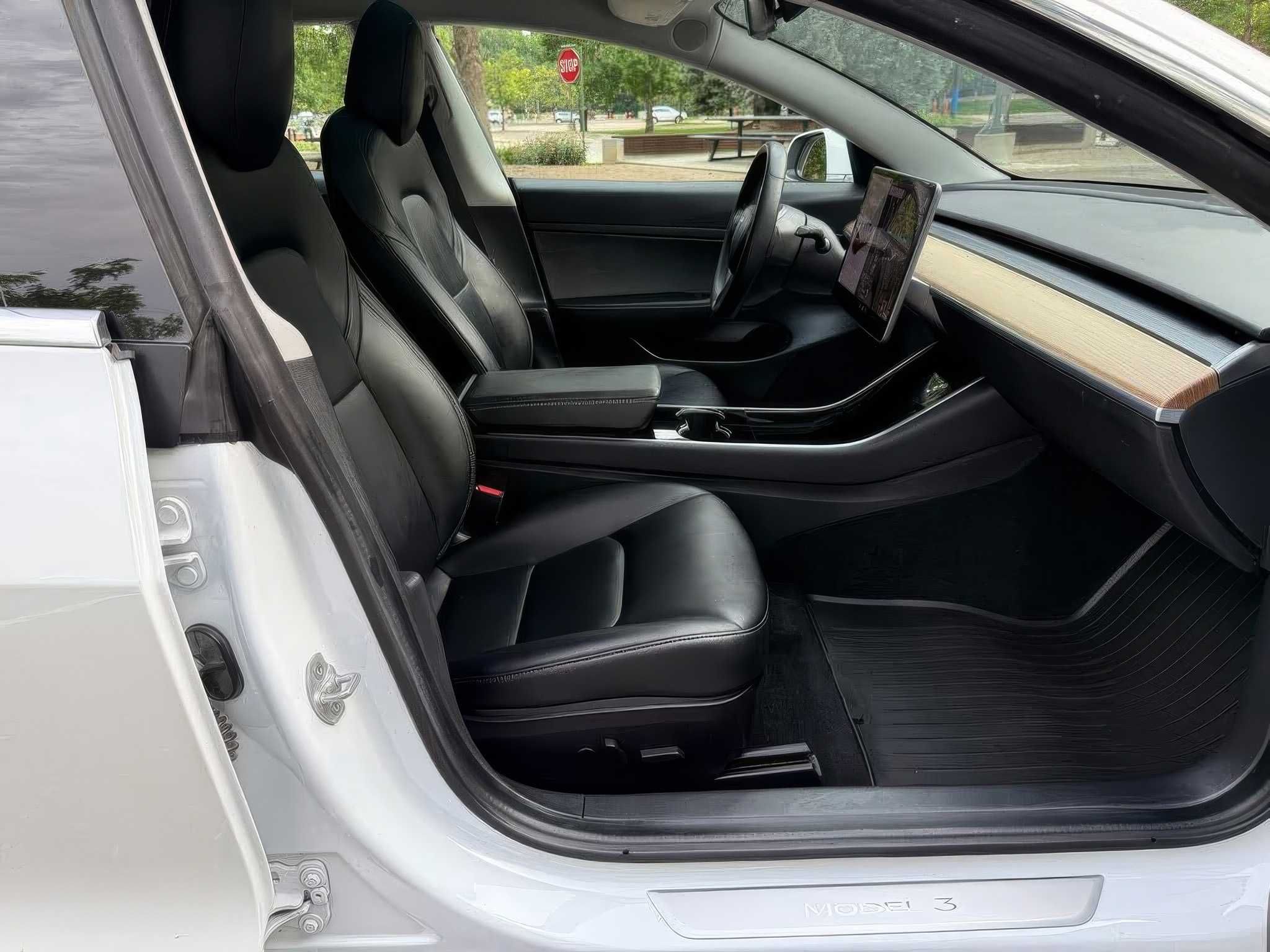 2020 Tesla Model 3 Standard Range Plus