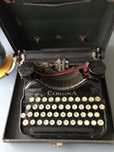 Maquina escrever CORONA  centenaria made USA 1920