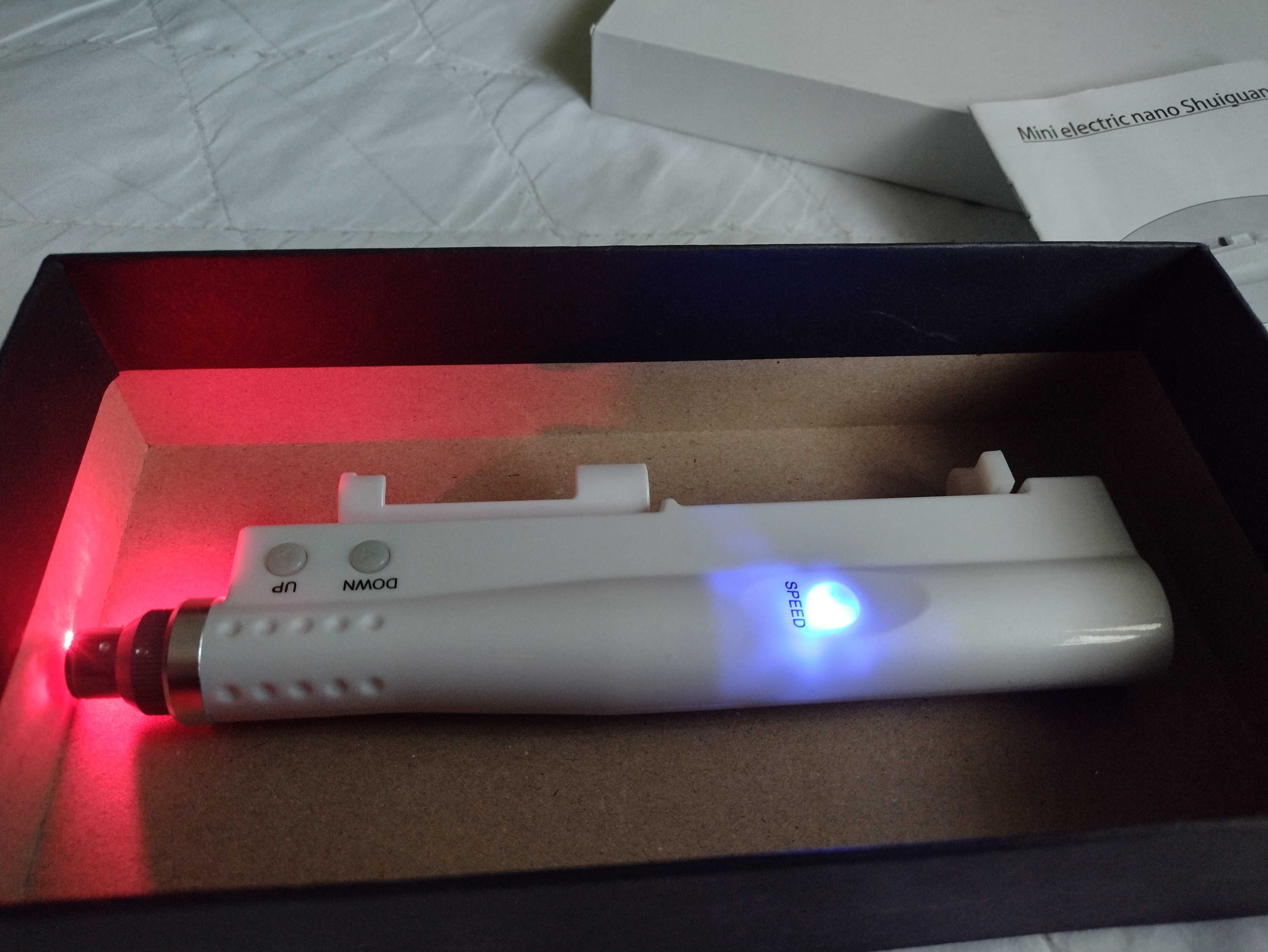 Dermapen PRO + z aplikatorem w wersji bezprzewodowej