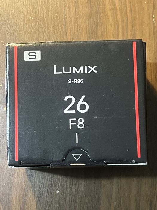 Panasonic Lumix 26mm F8 S
