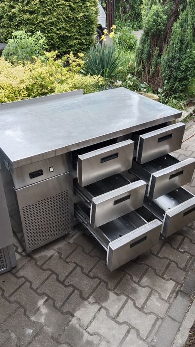 Stół chłodniczy chłodnia chłodziarka chłodnicza lodówka gastronomiczna