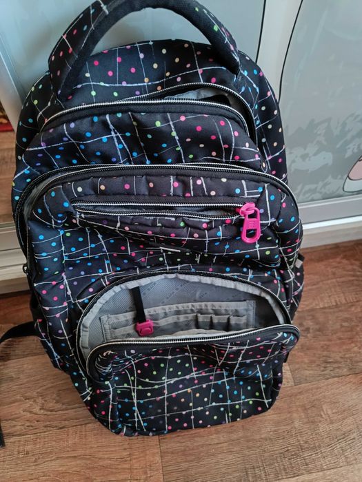 Продам рюкзак з сумкою для спортивного одягу. Фірми KITE.
