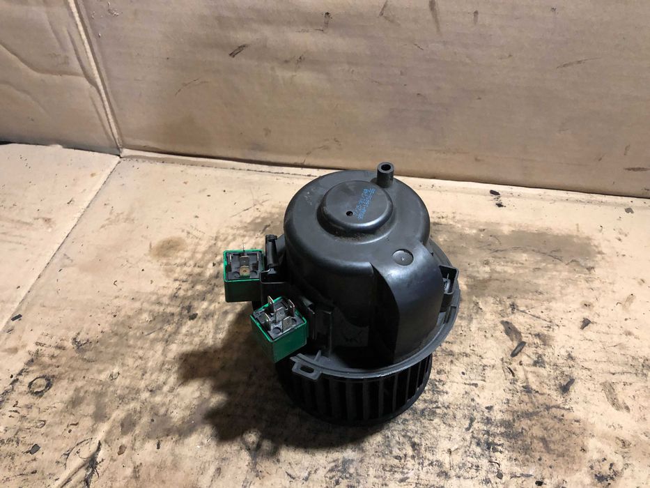 Моторчик печки Форд Ford Транзит 2000-2006