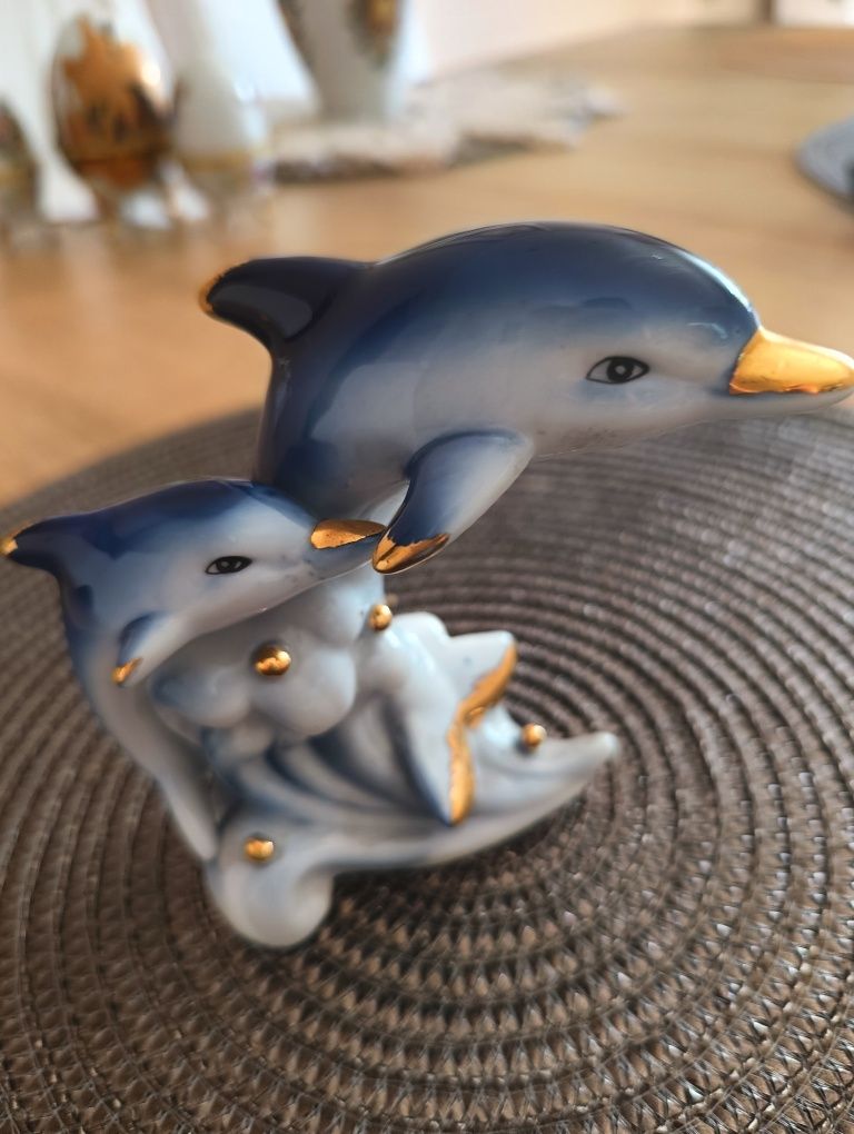 Sprzedam figurkę porcelanową delfiny