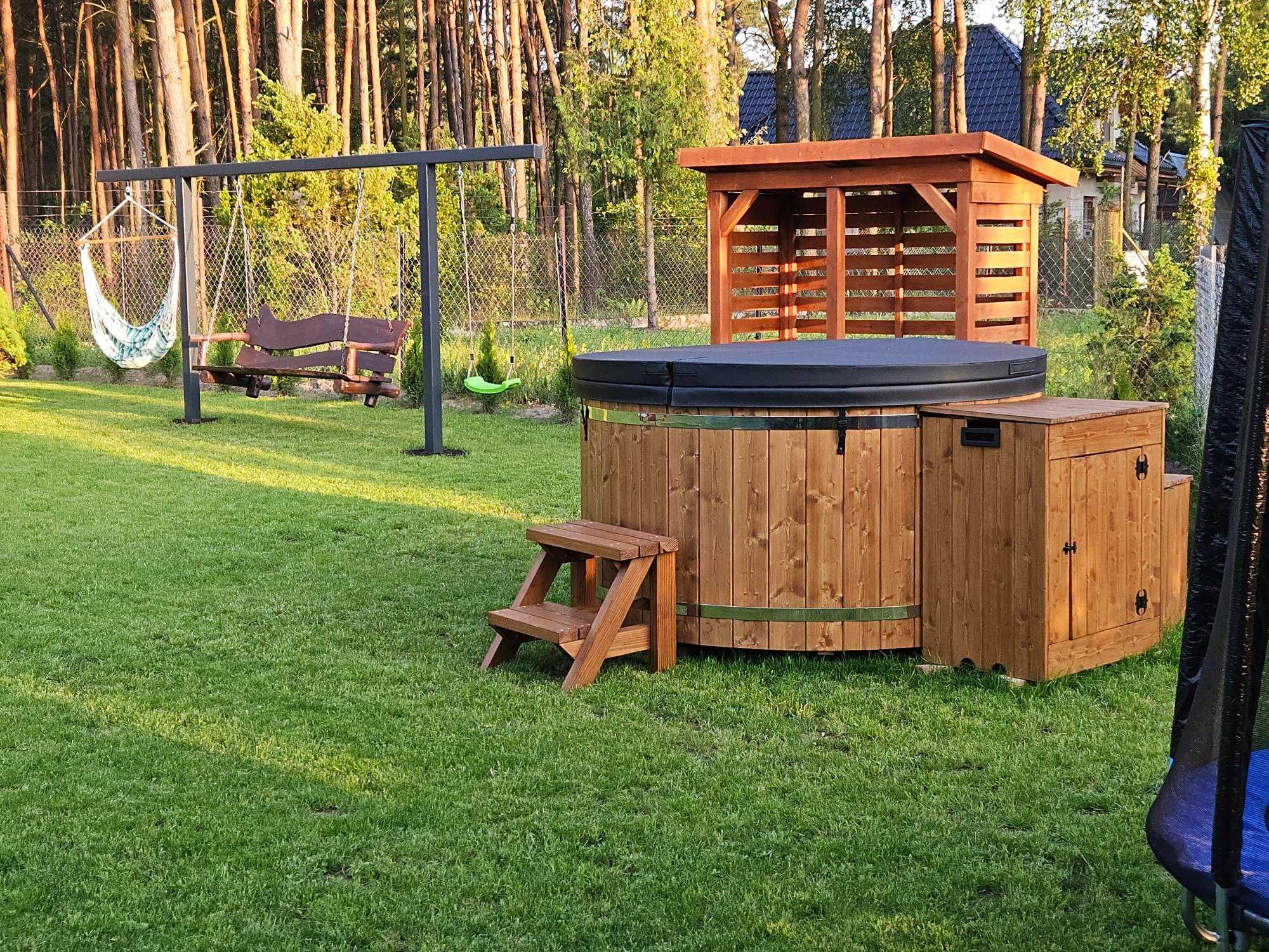 DUŻY KOMFORTOWY DOMEK z altaną i  jacuzzi.