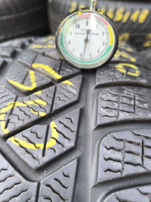 #Opony Pirelli sotto zero 245/40/20 komplet