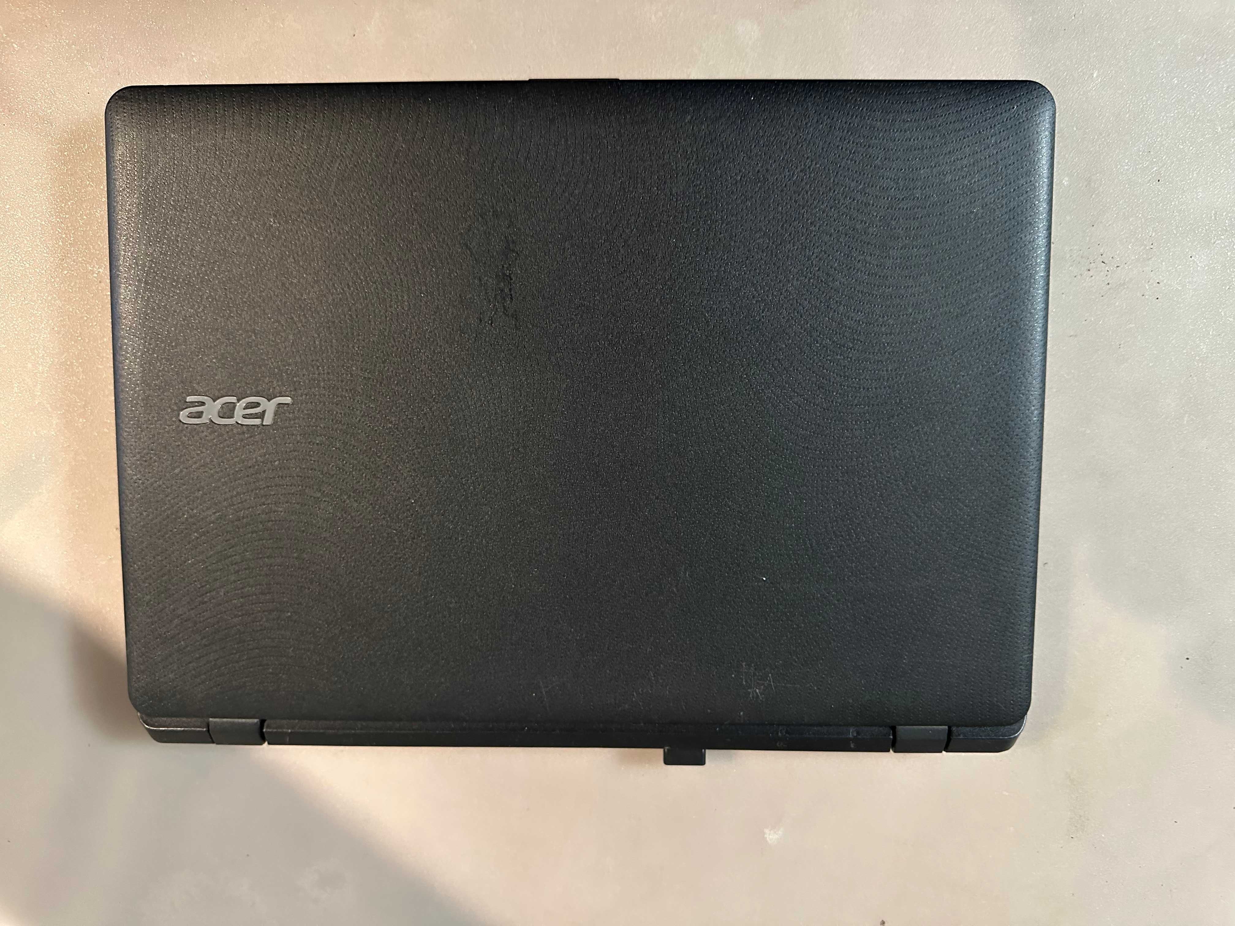 Acer Aspire ES1-111