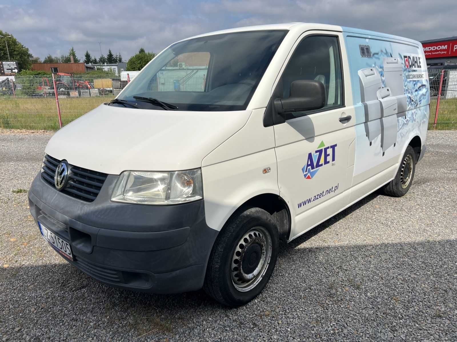 Volkswagen Transporter 1.9 TDI 102KM 2008 rok L1H1 clima
