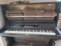 Pianino przechowywane w domu