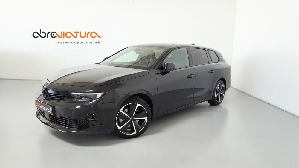 Opel Astra Sports Tourer 1.2 T GS Line