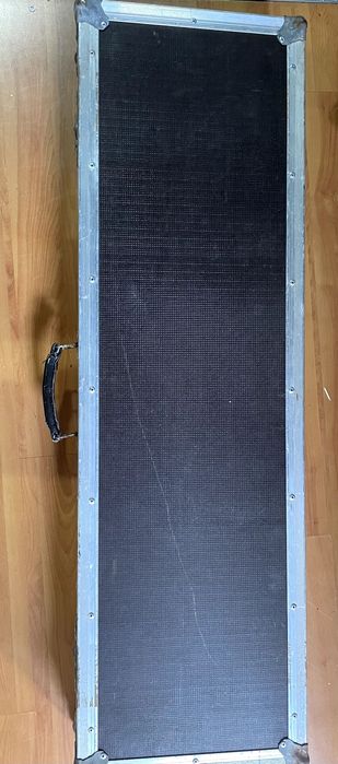 Piano digital Roland RD 64 com Case