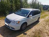 2016 Chrysler Town & Country Limited Platinum max wersja wyposażenia