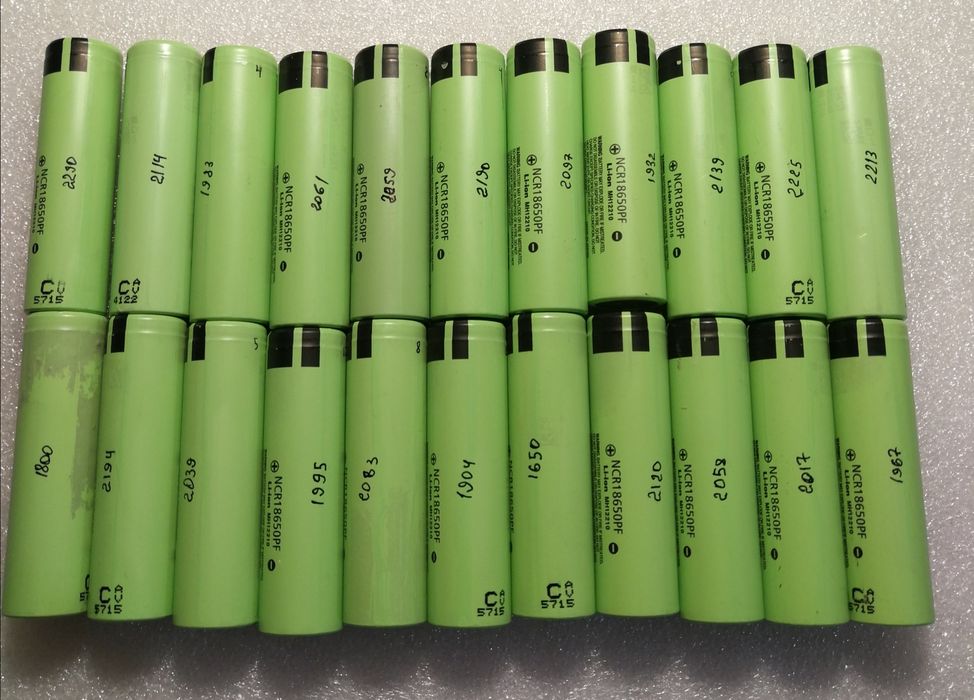 Аккумуляторы 18650. 1800 - 2200 миллиампер. Panasonic