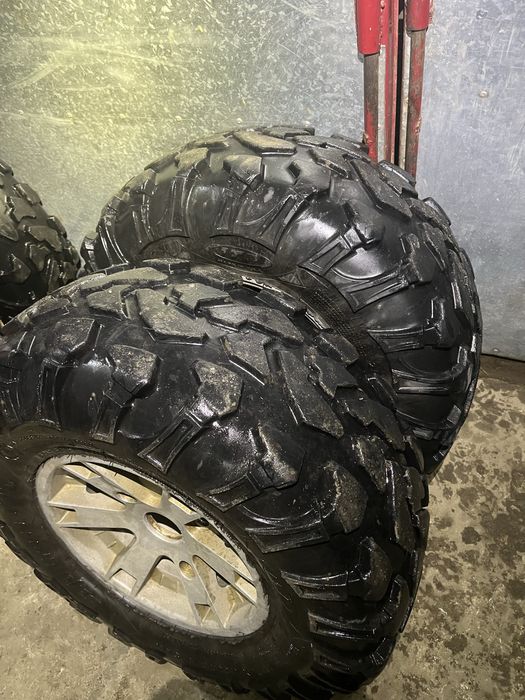 Диски з шинами на brp g1  4*136