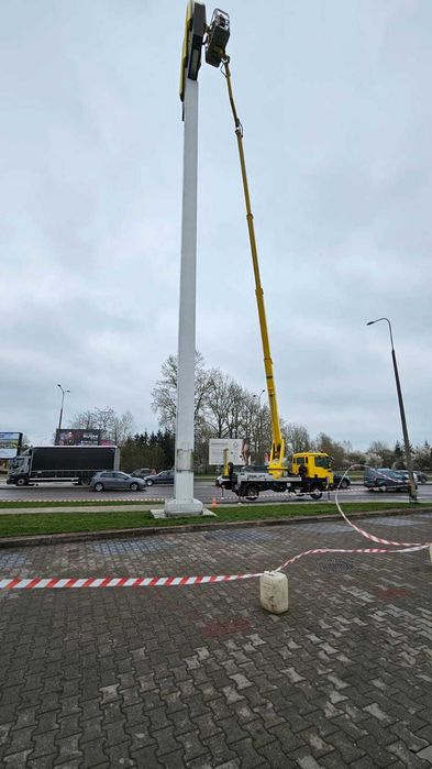 Usługi podnośnikiem koszowym 27m/ mycie dachów (zwyżka)