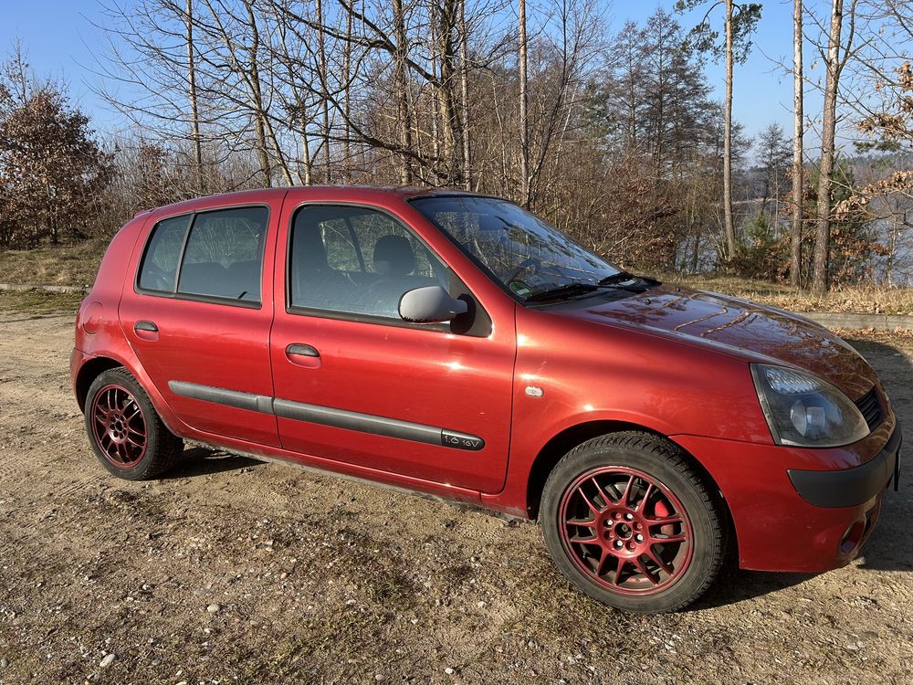 Renault Clio II 1.6 16V 107hp