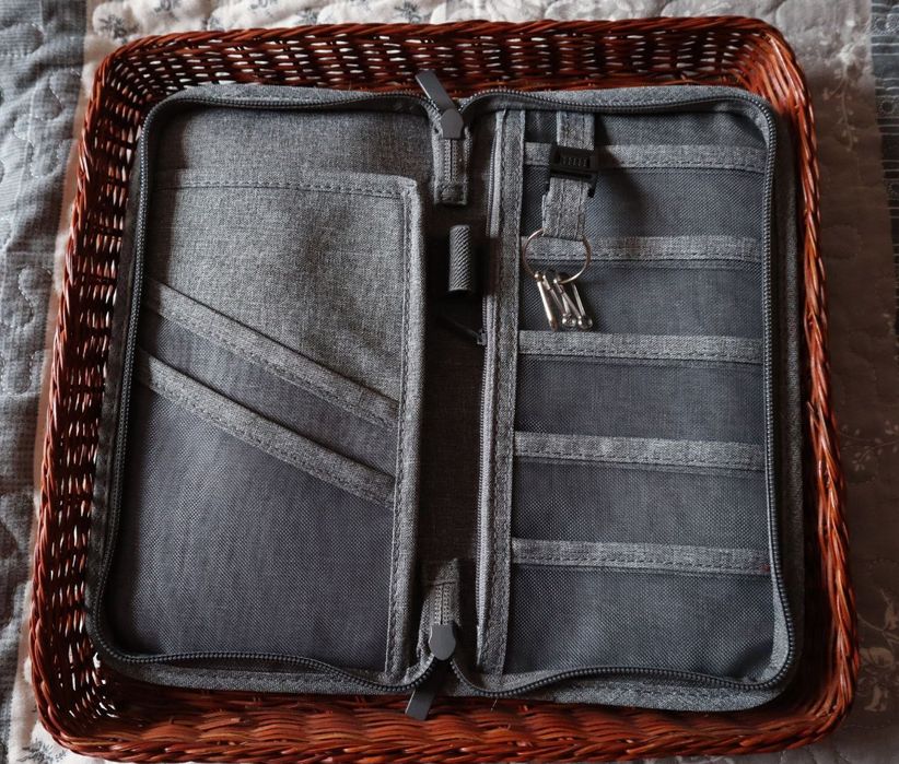 Барсетка-клатч текстильна сірого кольору