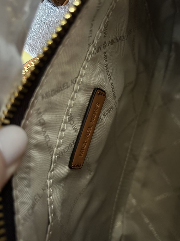 Сумка michael kors jet set travel small