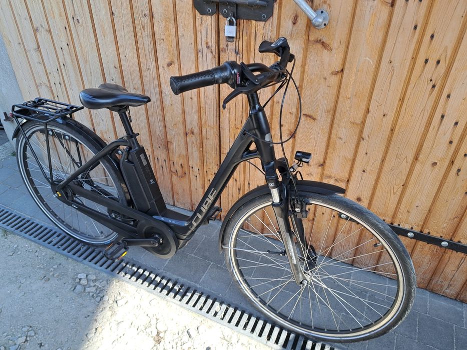 500Wh Rower Elektryczny CUBE TOWN HPA Bosch Active Line Plus miejski M