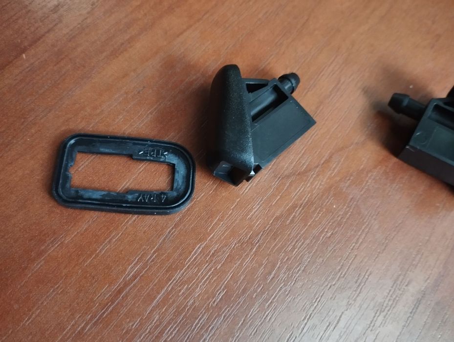 Веерообразные форсунки распылители лобового стекла форд фокус mk2, mk3