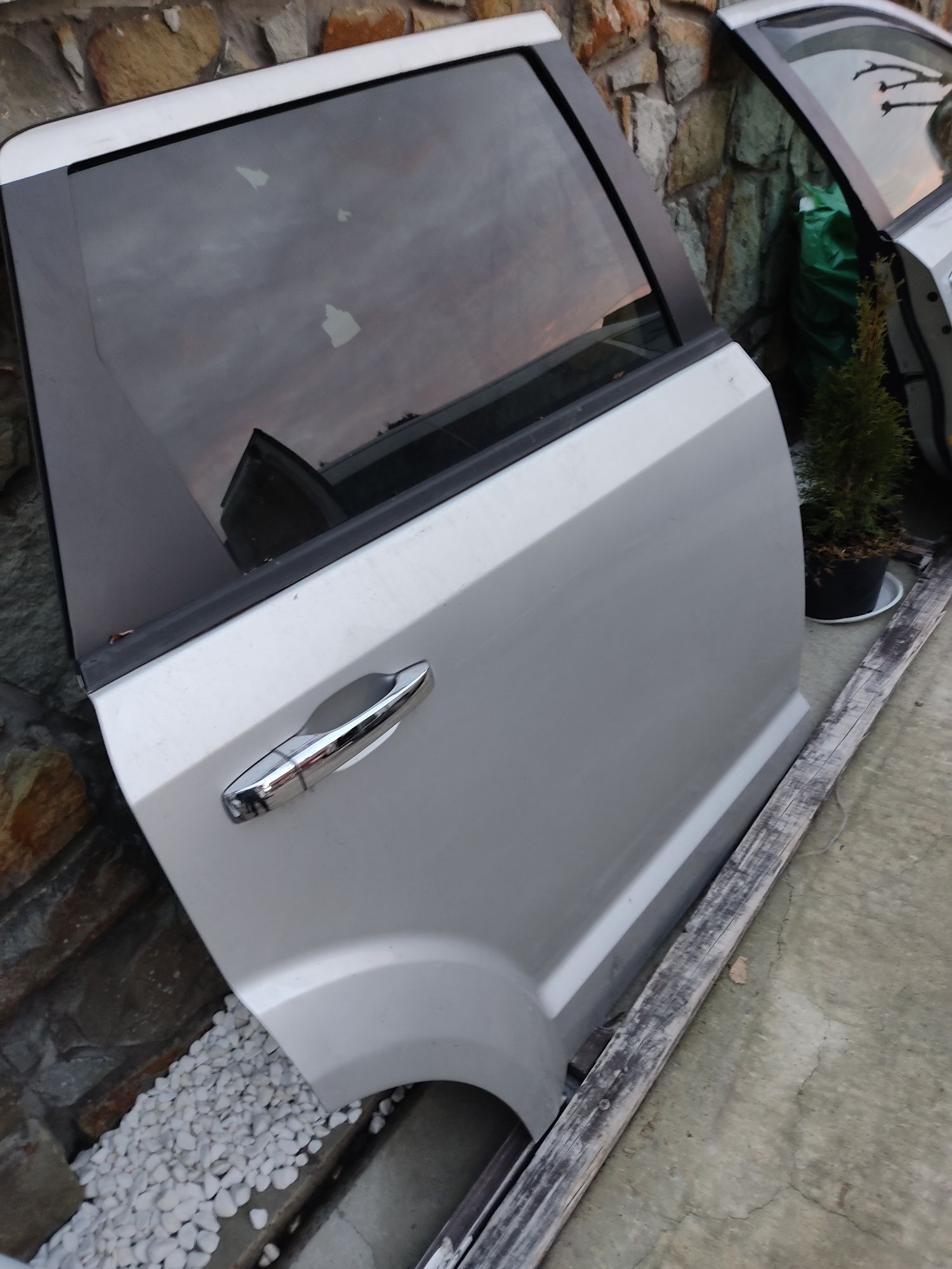 Дверка задня права Fiat Fremont