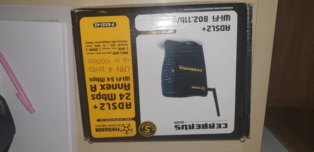 router adsl2 z wifi cerberus p6331-42