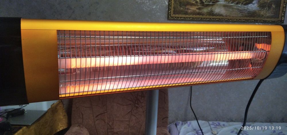 Обогреватель. Інфракрасний обігрівач Saturn (UFO)