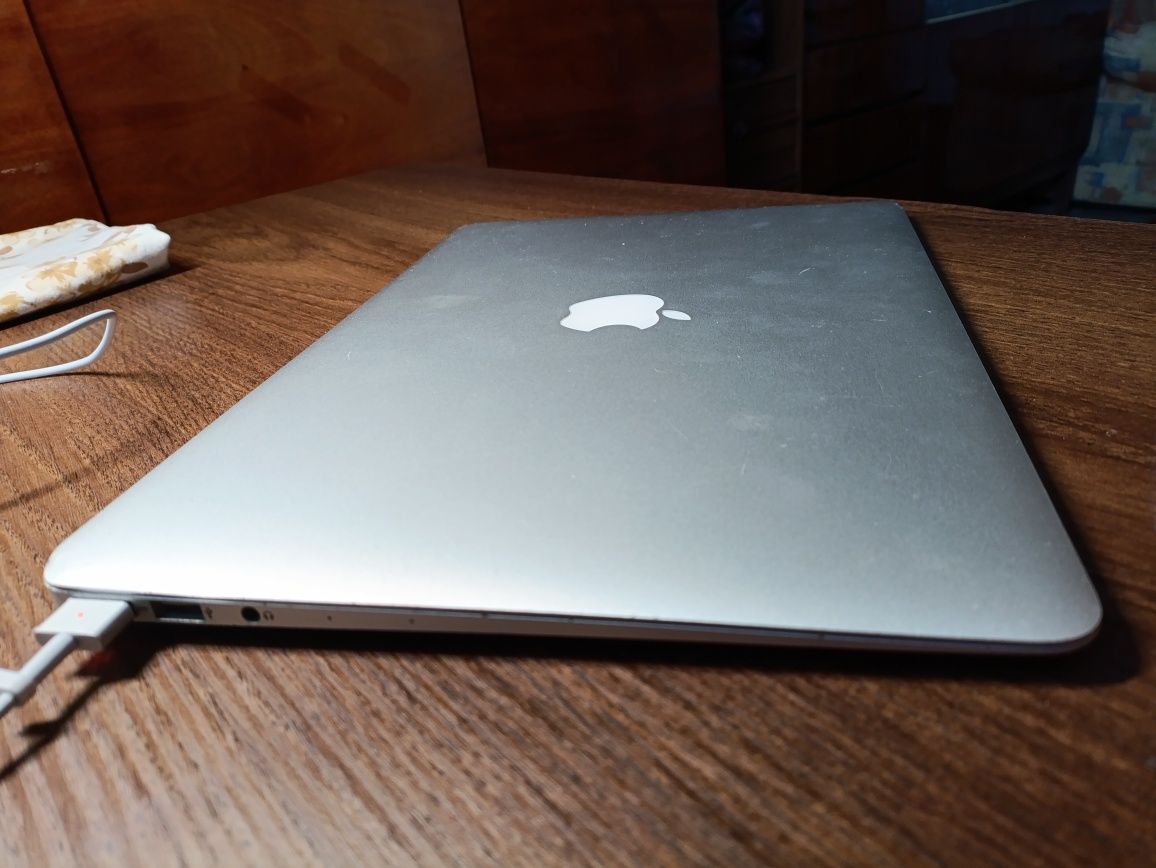 MacBook air 13 2015р.