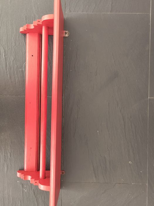 Półka drewniana dębowa czerwona