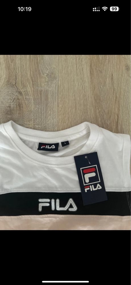 Top z marki Fila