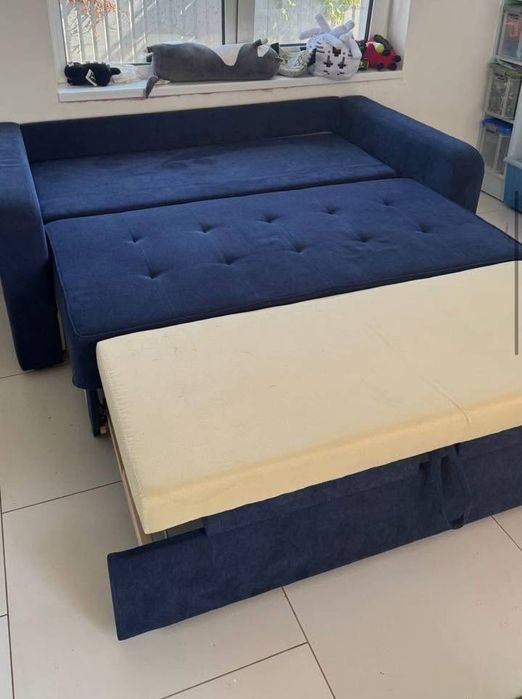 Продам диван 1500 *2000, синій